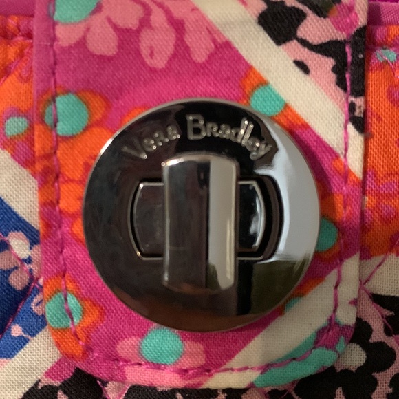 Vera Bradley - Monogram Wallet - Picture 6 of 6